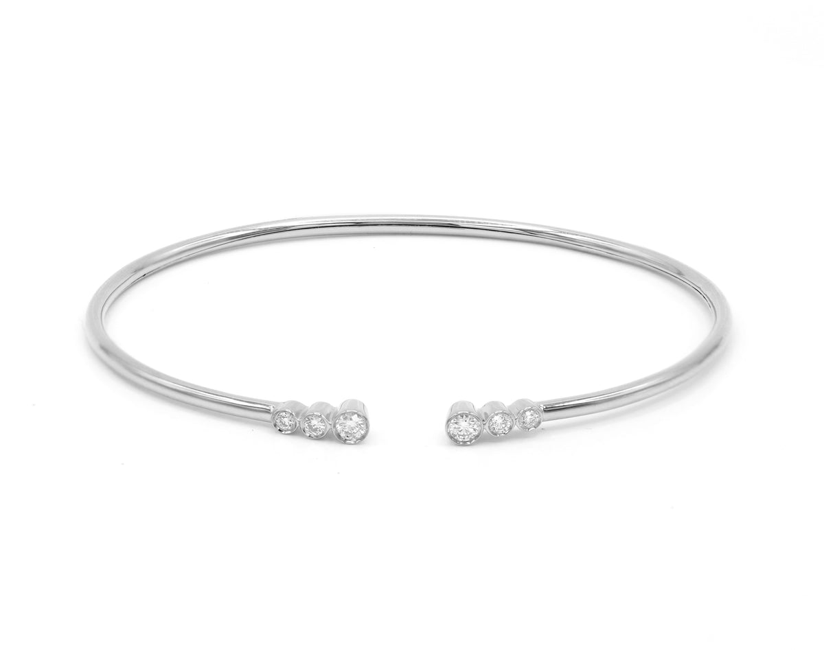 Bangle B-72433-WG Diamond bangle made of white gold